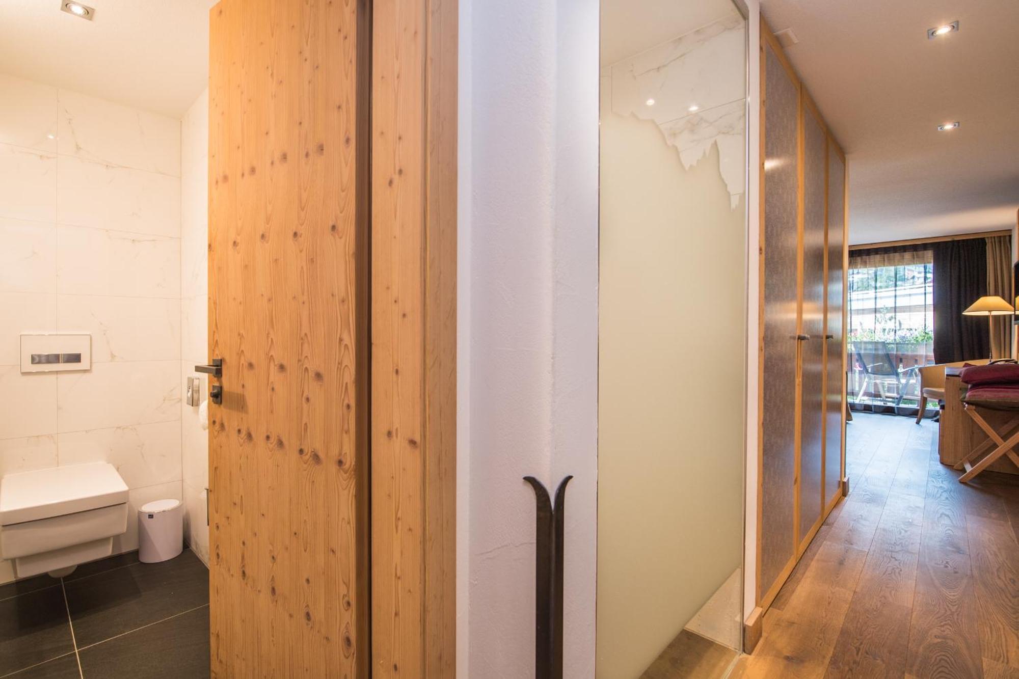 Matterhorn Lodge Boutique Hotel & Apartments Zermatt Rom bilde
